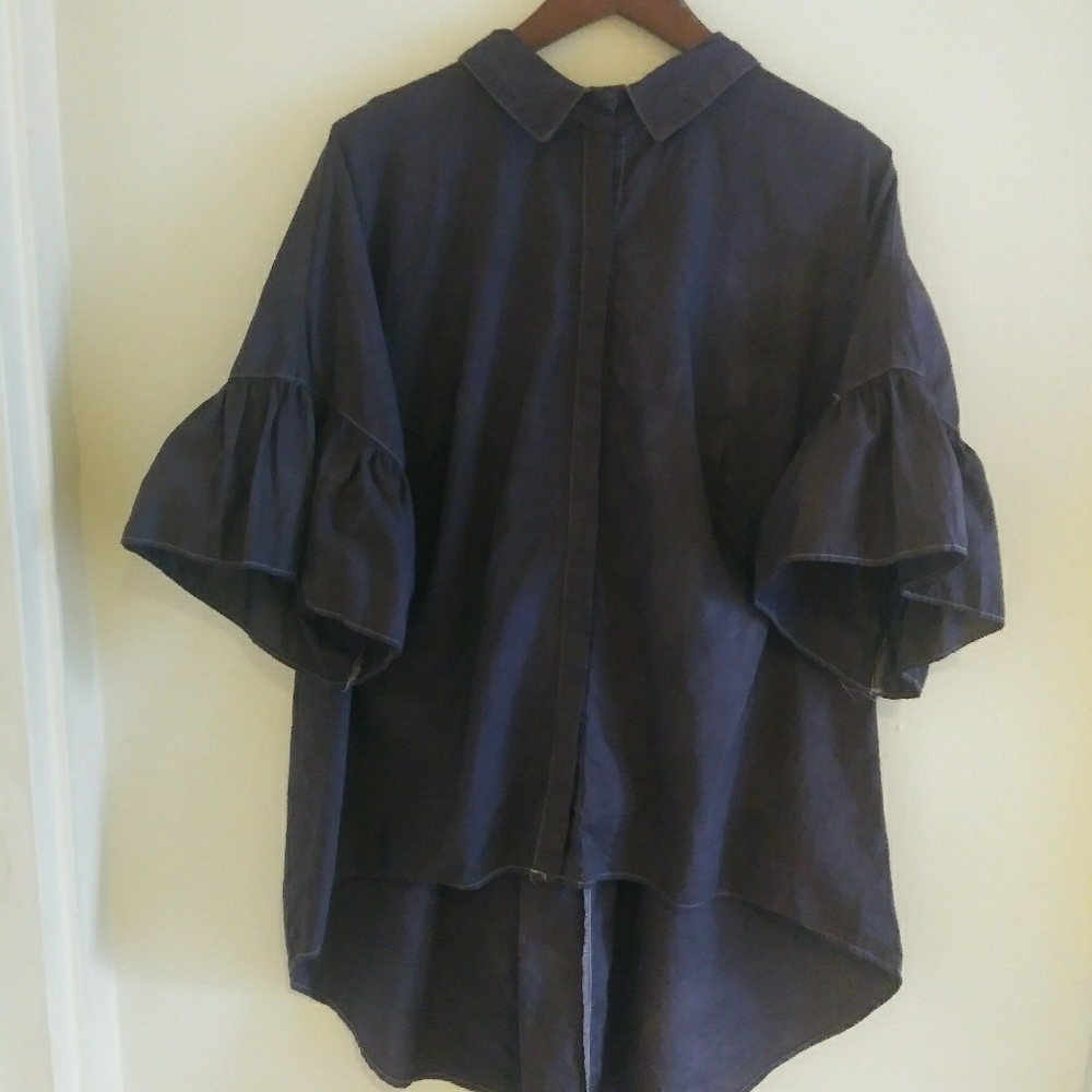 Ava & Viv button down bell sleeve blouse